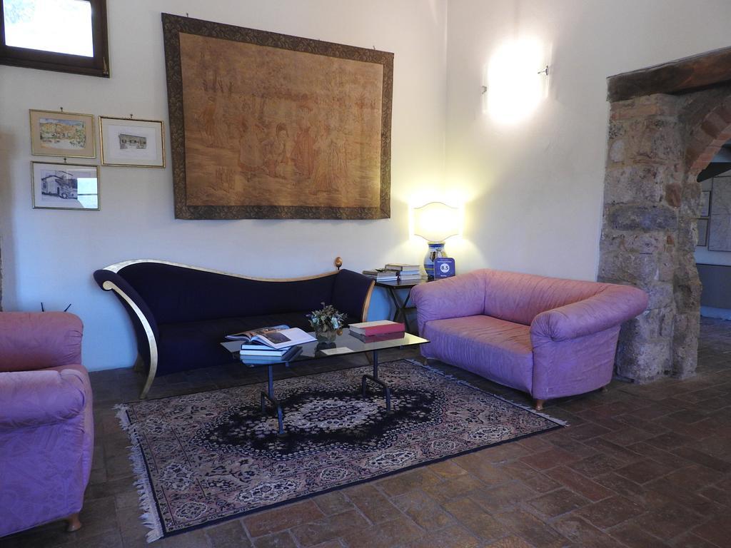 Гостьовий будинок Relais Borgo Di Toiano Совічілле Екстер'єр фото